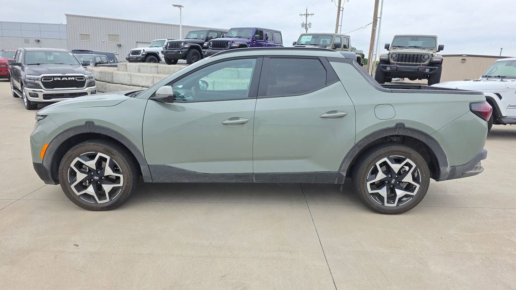Used 2024 Hyundai Santa Cruz Limited AWD/4WD image 2