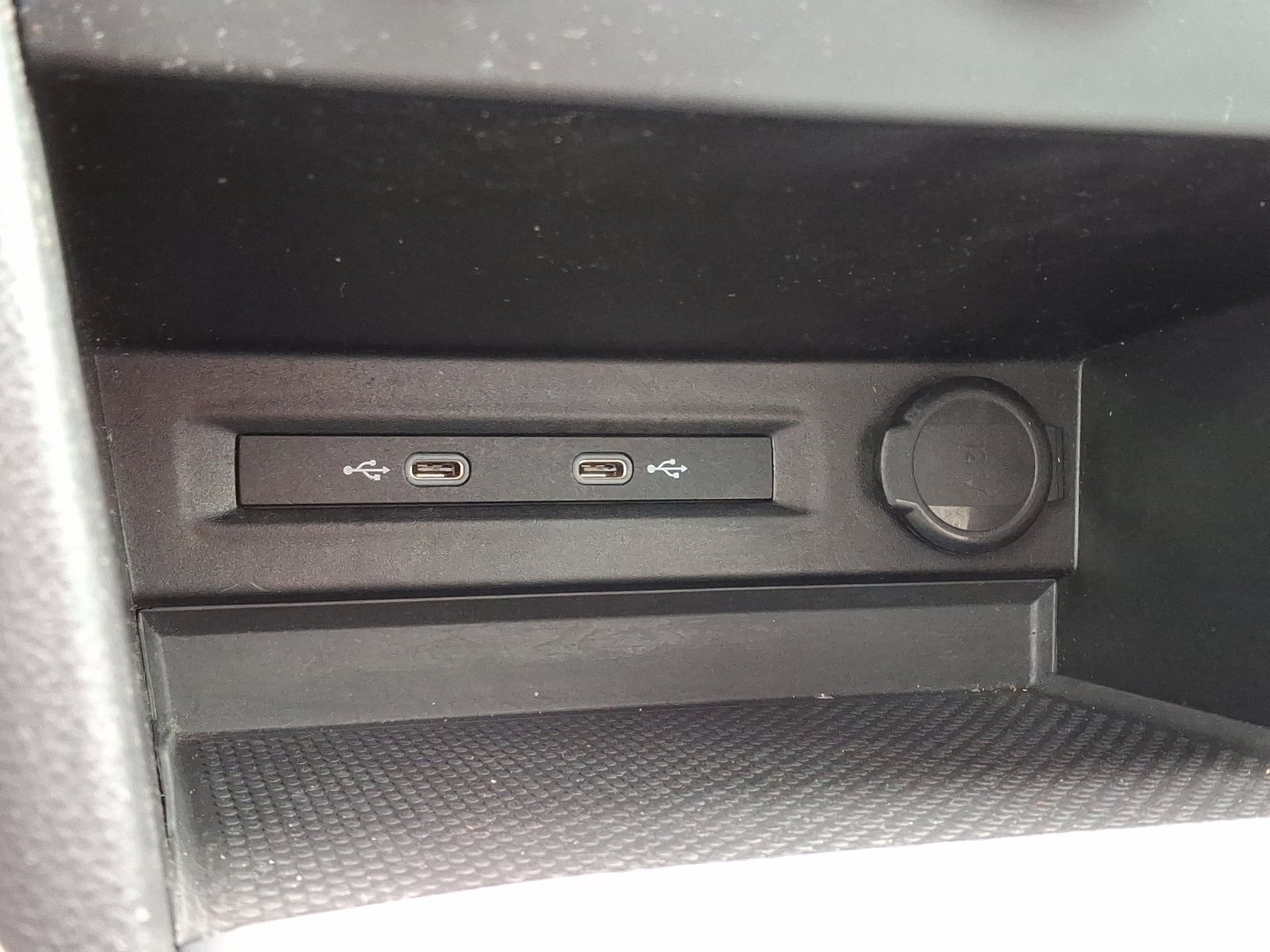 Certified 2022 Volkswagen Taos S image 26