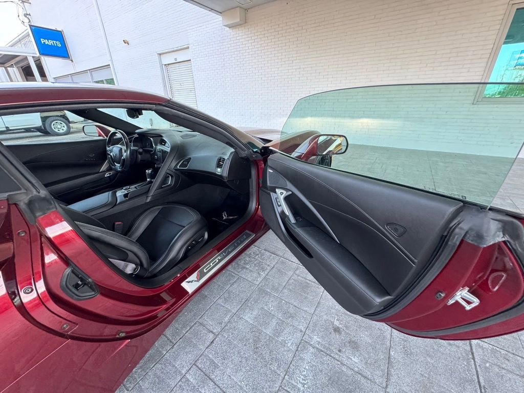 Used 2017 Chevrolet Corvette Stingray Coupe image 18