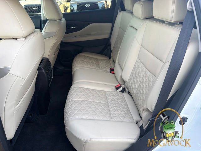 Used 2023 Nissan Murano Platinum w/ Cargo Package FWD image 22