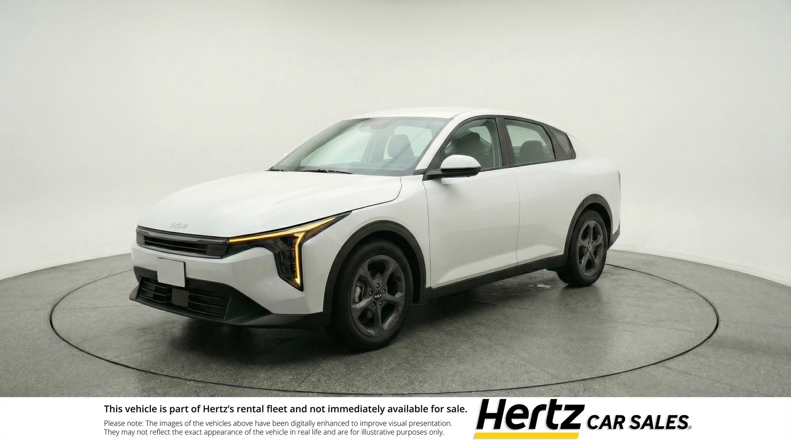 Used 2025 Kia K4 LXS image 1