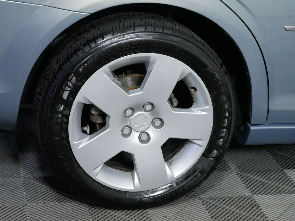 Used 2008 Saturn Aura XE FWD image 11