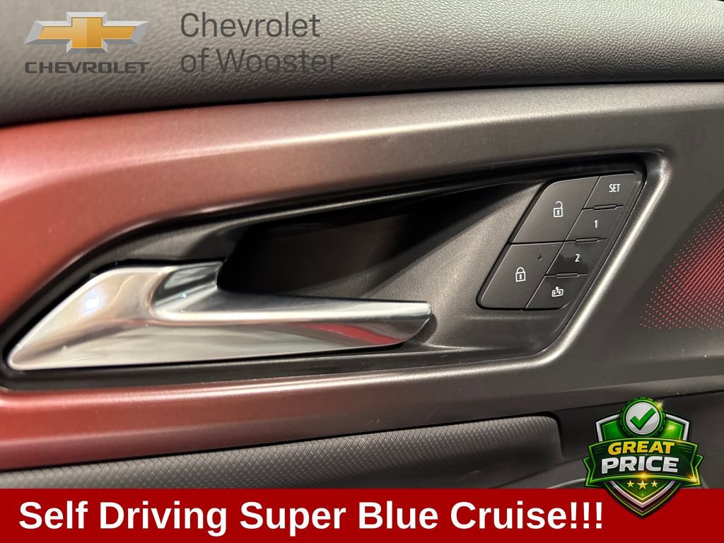 New 2025 Chevrolet Equinox EV RS w/ Active Safety Package 3 AWD/4WD image 33