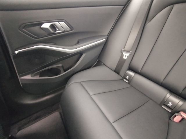 Used 2021 BMW 330i Sedan w/ Driving Assistance Package image 62