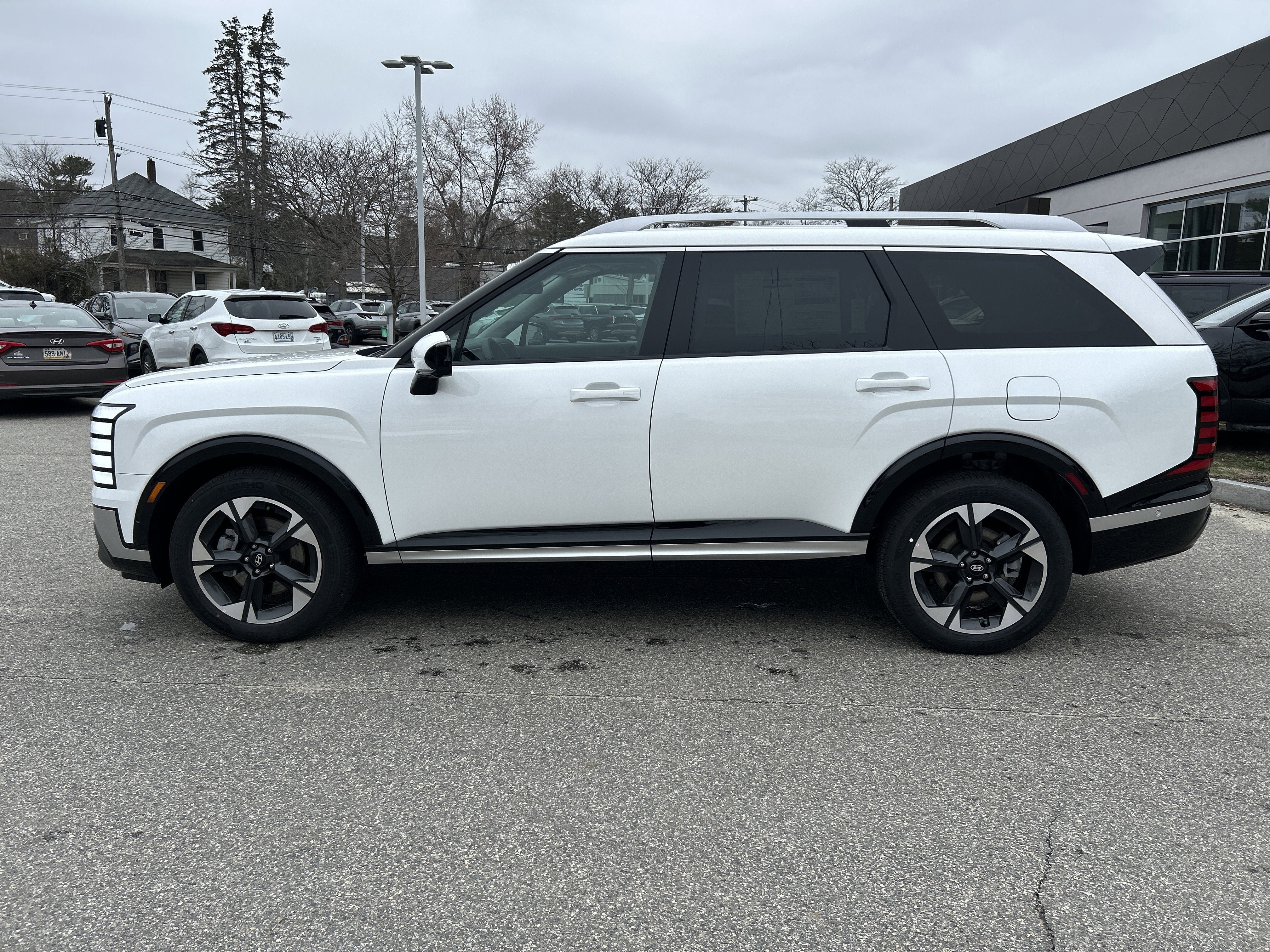 New 2026 Hyundai Palisade Limited AWD/4WD image 2