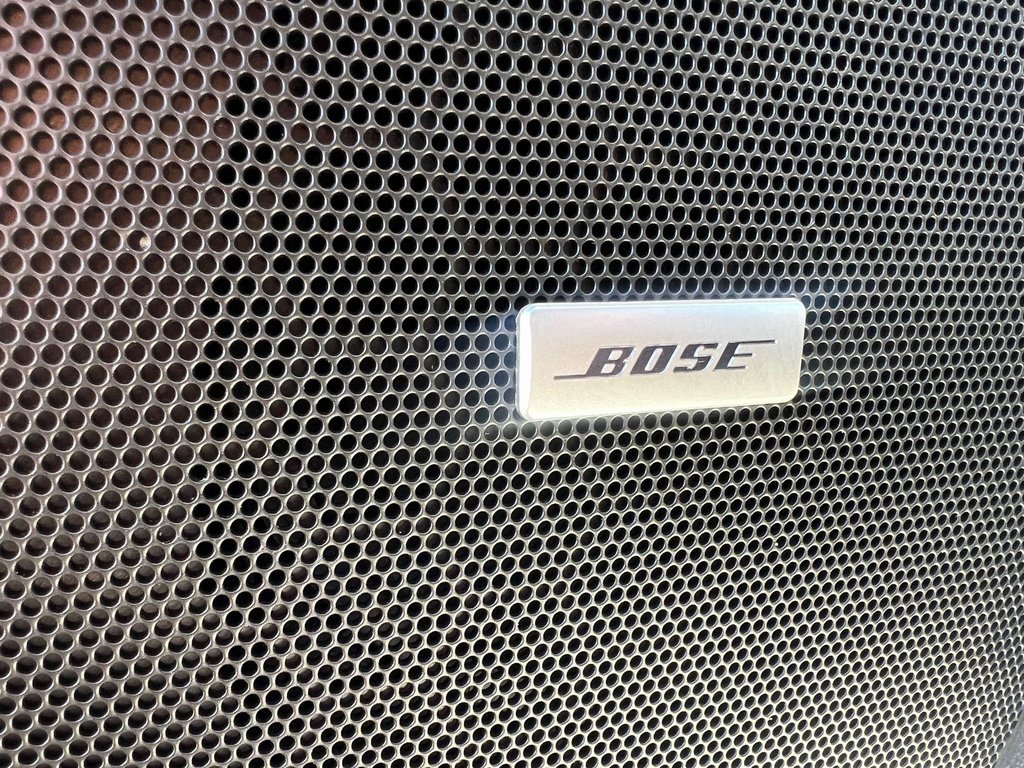 Used 2022 Chevrolet Traverse Premier w/ Redline Edition image 5