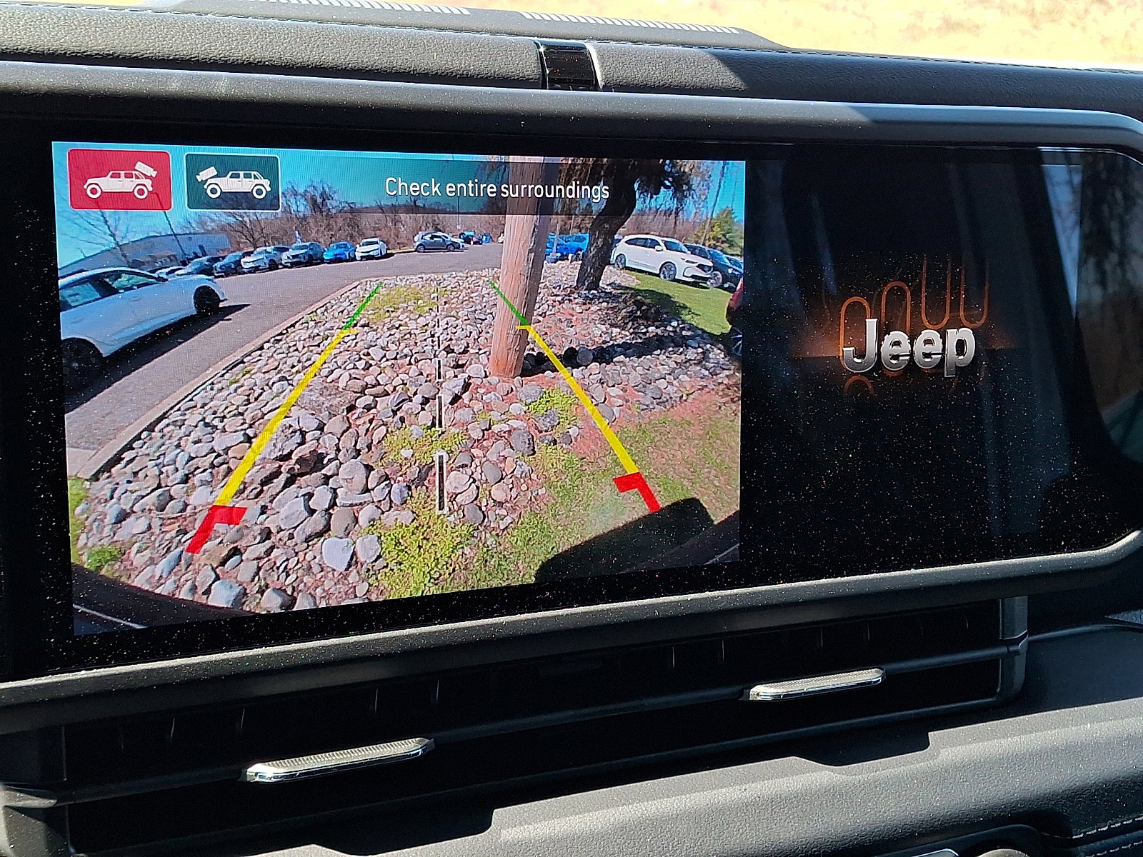 Used 2026 Jeep Wrangler Sahara AWD/4WD image 16