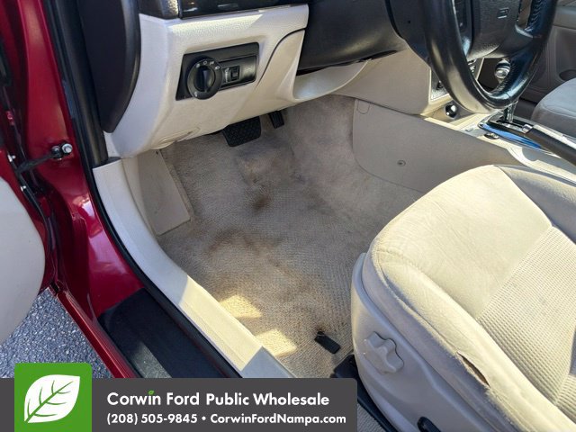 Used 2009 Ford Fusion SEL FWD image 25