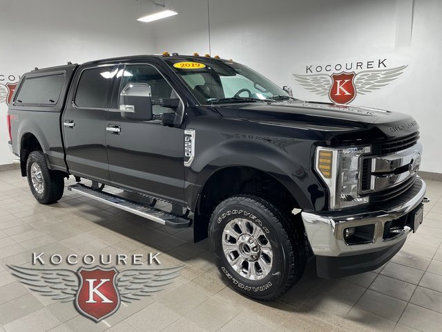 Used 2019 Ford F250 XLT w/ XLT Premium Package image 1