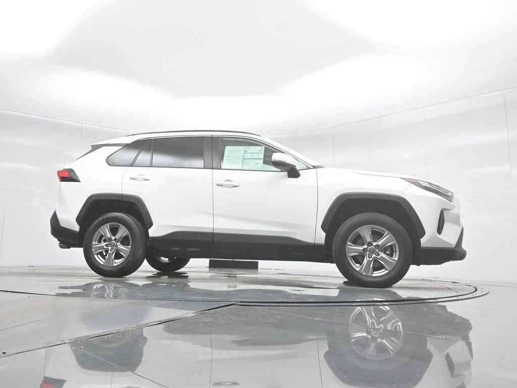Used 2024 Toyota RAV4 XLE image 3