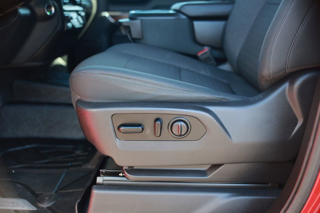 Used 2019 Chevrolet Silverado 1500 LT w/ All-Star Edition image 19