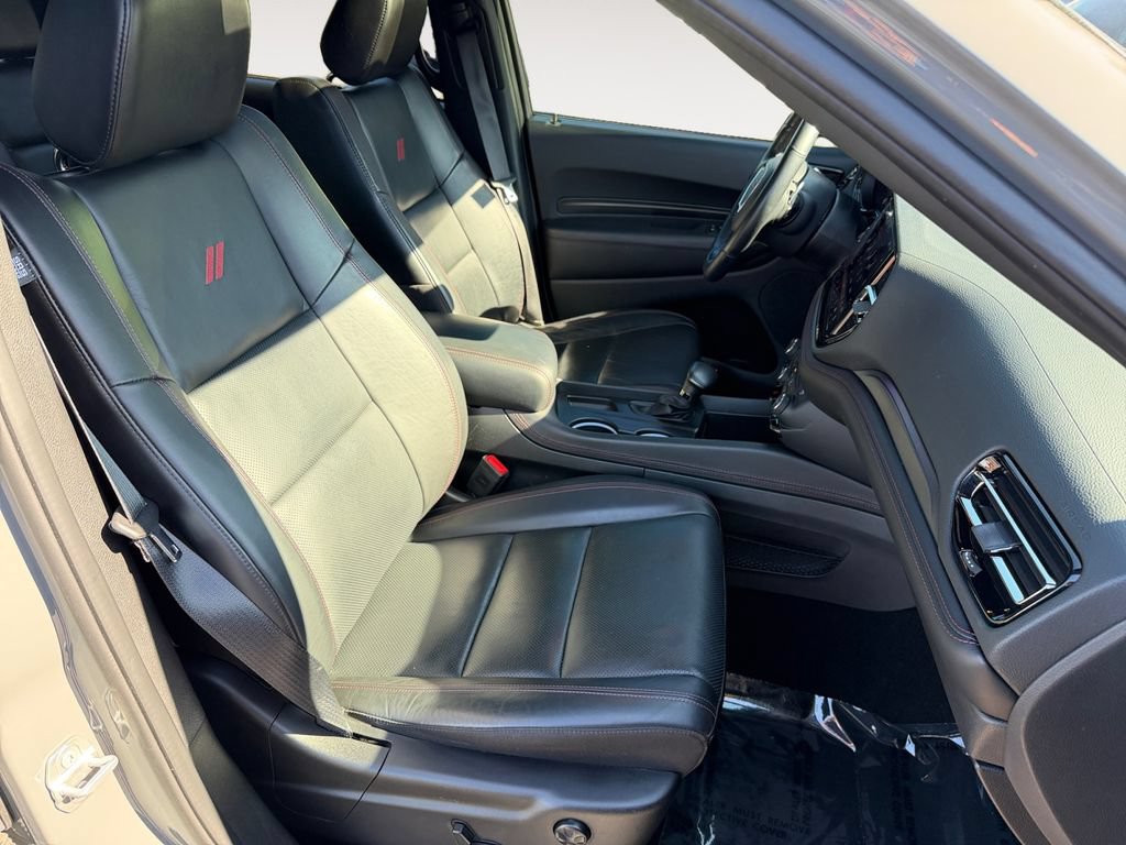 Used 2022 Dodge Durango R/T w/ Tow 'N Go Package AWD/4WD image 25
