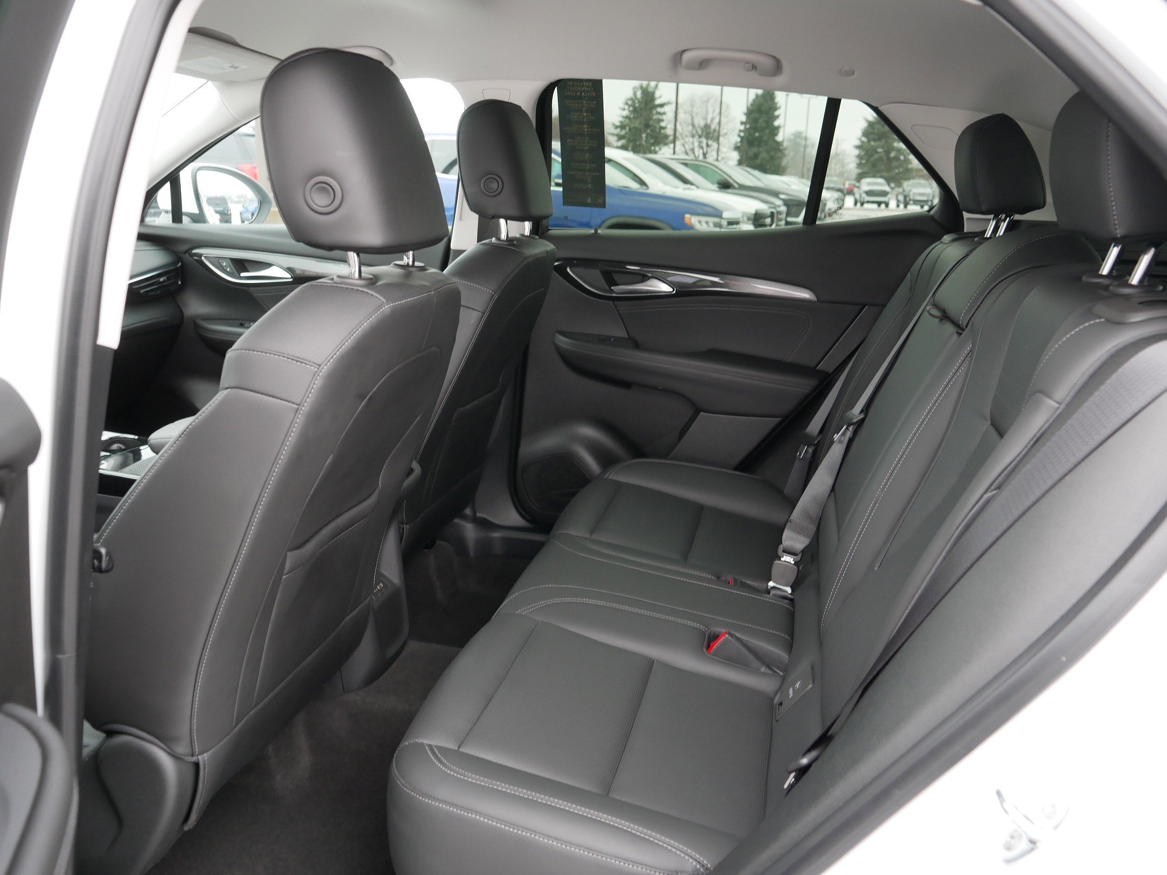 Certified 2025 Buick Envision Preferred image 34