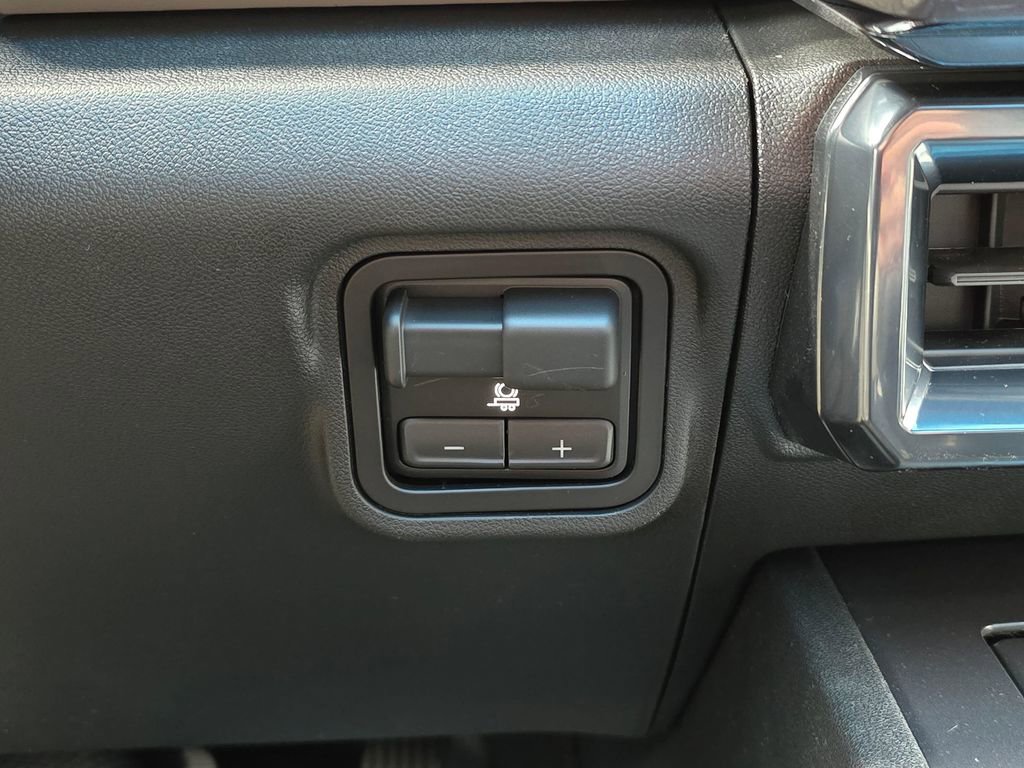 New 2026 GMC Hummer EV SUV w/ LPO, Dark Essentials Package image 28