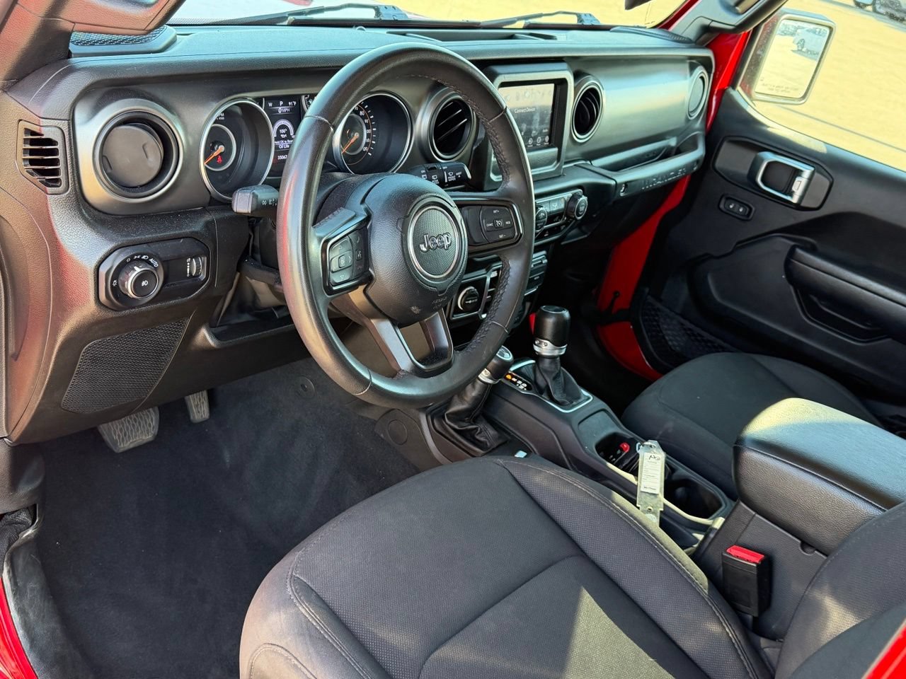 Used 2023 Jeep Wrangler Unlimited Sport AWD/4WD image 14