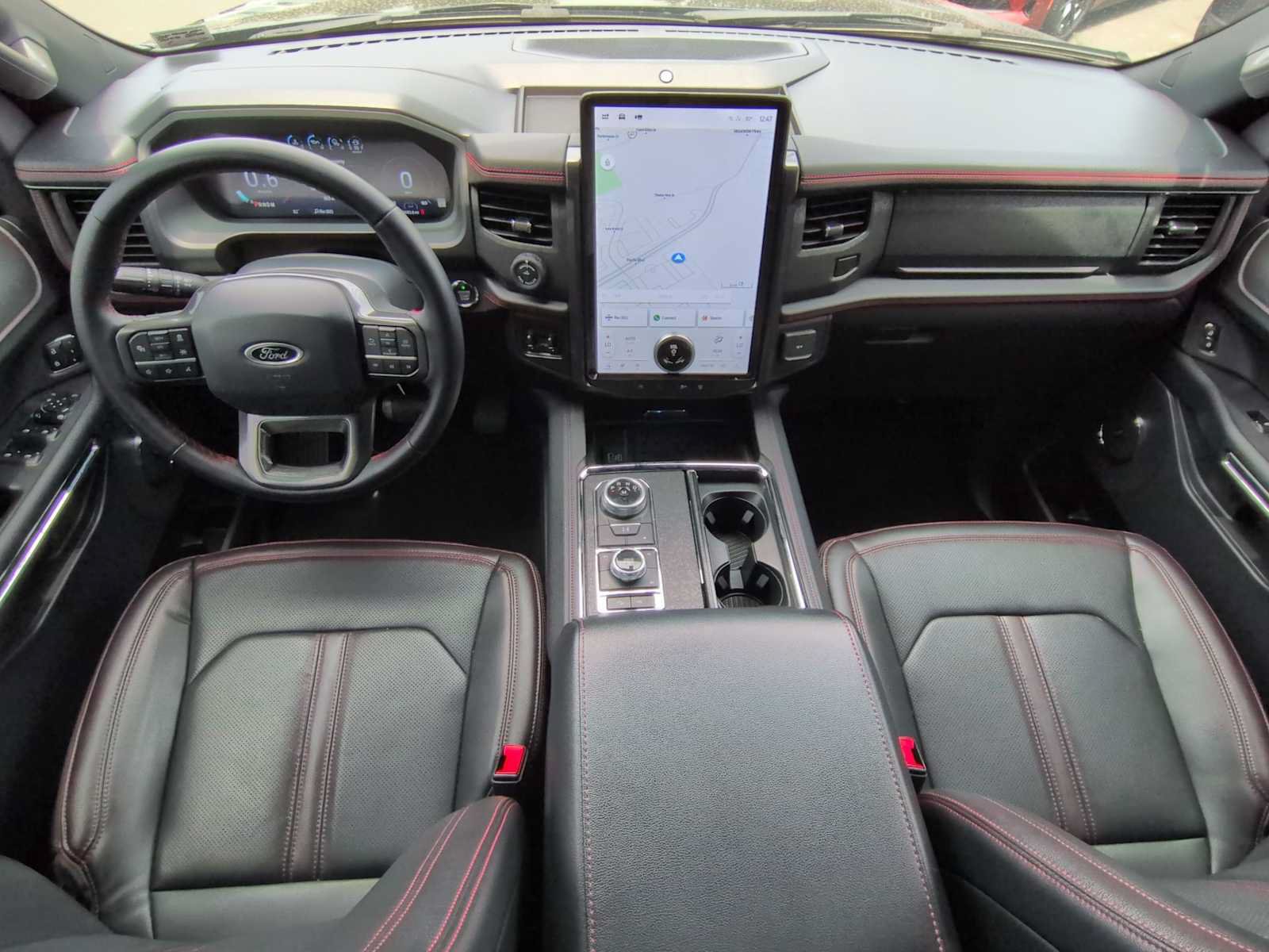 Used 2024 Ford Expedition Limited AWD/4WD image 16