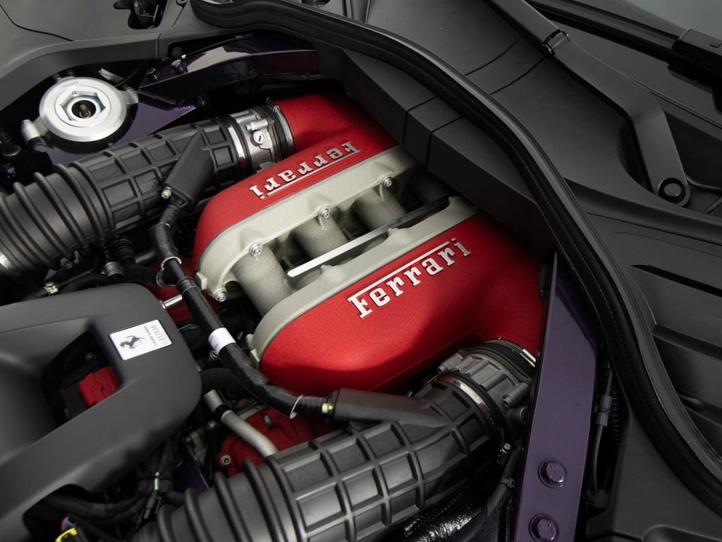 Used 2025 Ferrari Purosangue AWD/4WD image 52