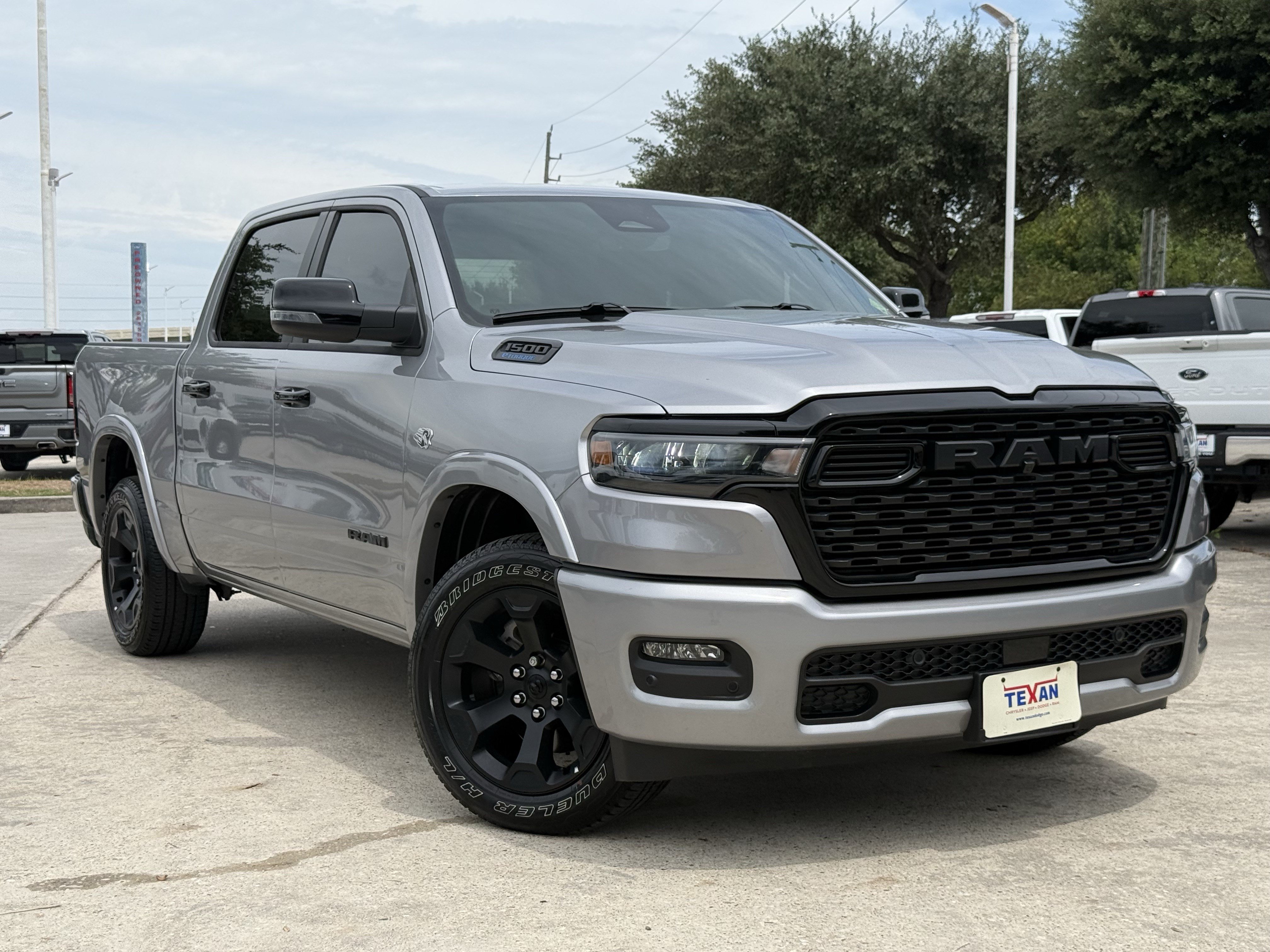 Used 2026 RAM 1500 Lone Star AWD/4WD image 2