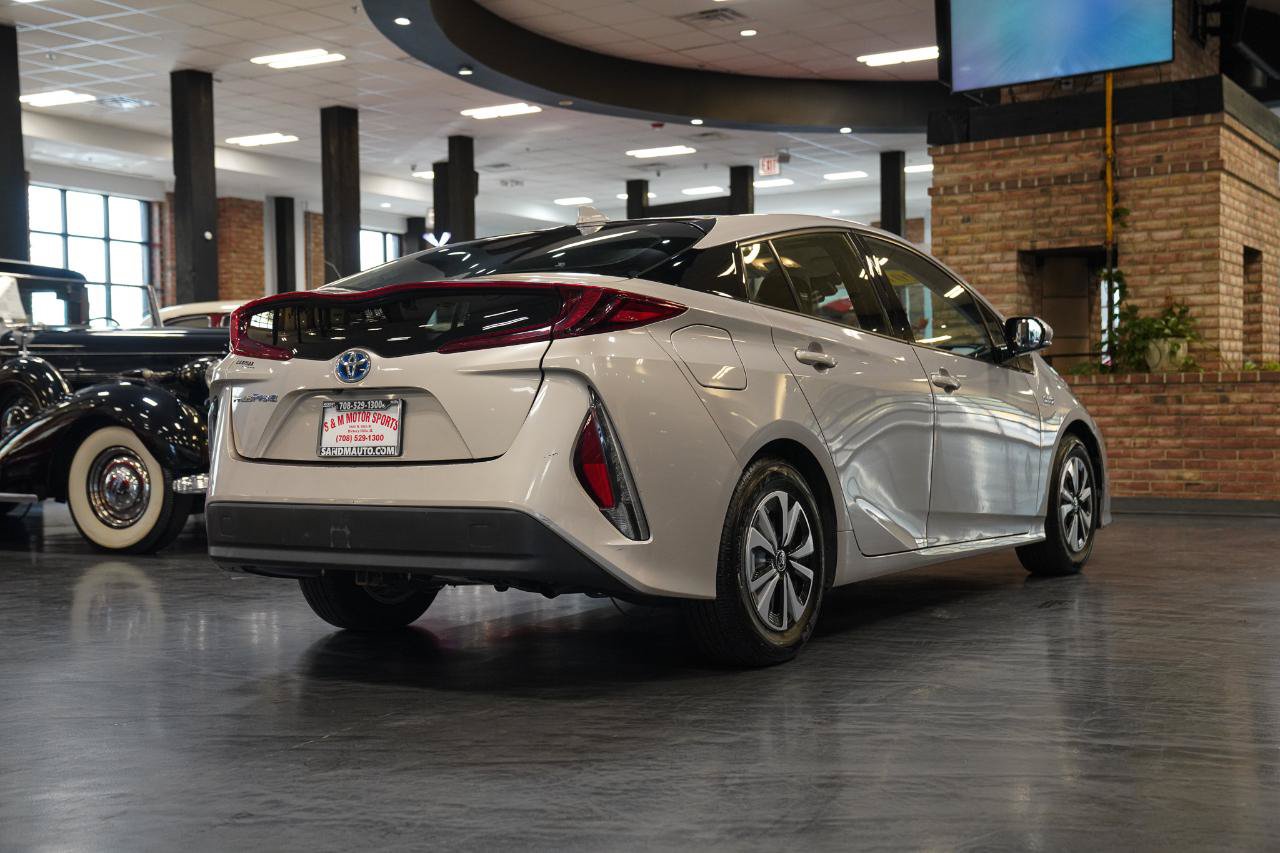 Used 2017 Toyota Prius Prime Premium w/ Carpet Mat Package FWD image 13