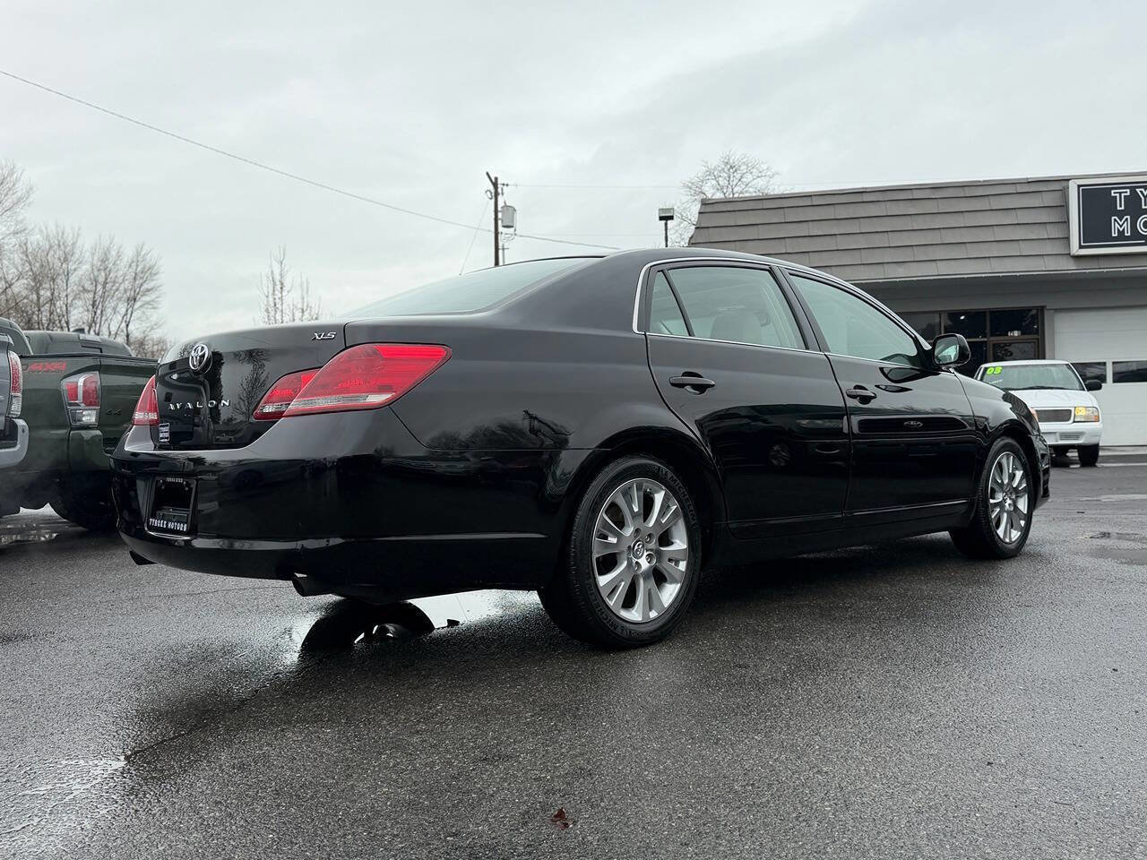Used 2008 Toyota Avalon XLS image 21
