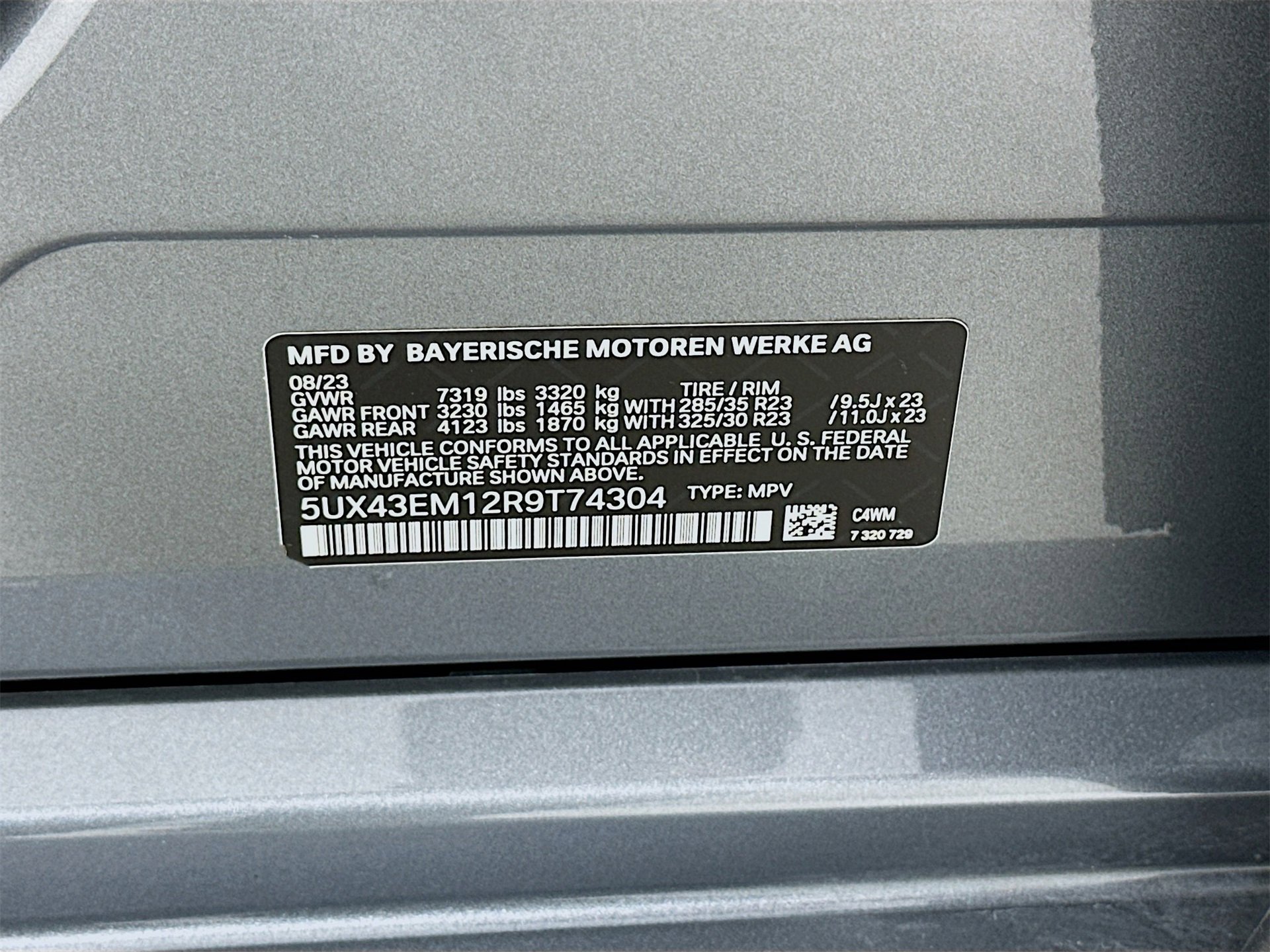 Used 2024 BMW ALPINA XB7 image 36