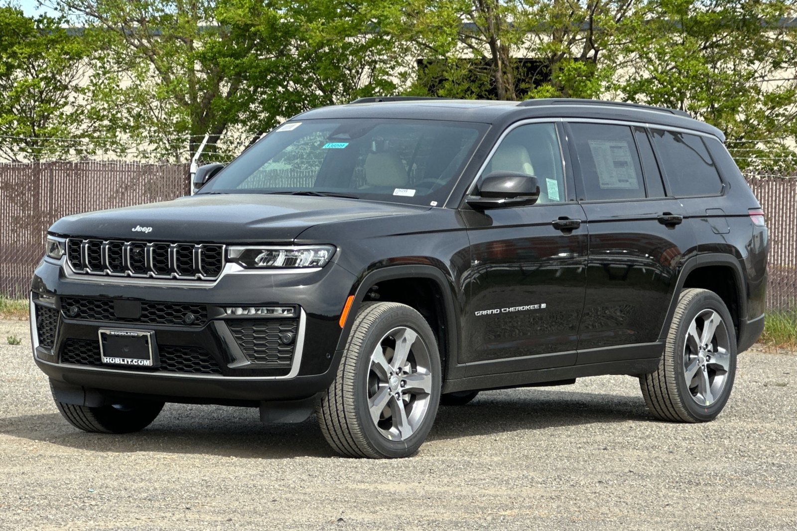 New 2026 Jeep Grand Cherokee L Limited AWD/4WD image 7