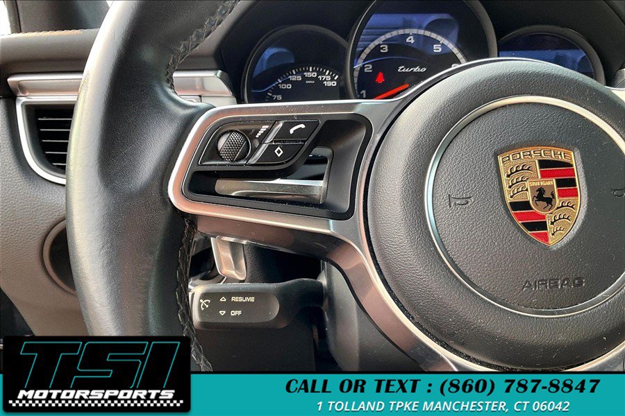 Used 2017 Porsche Macan Turbo AWD/4WD image 18