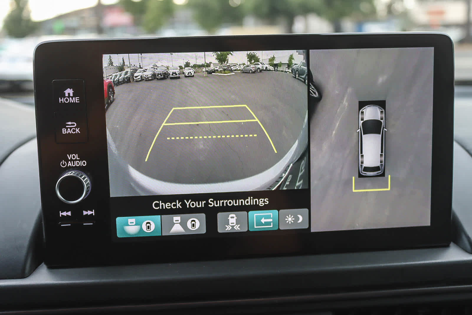 Used 2023 Honda Pilot TrailSport image 23