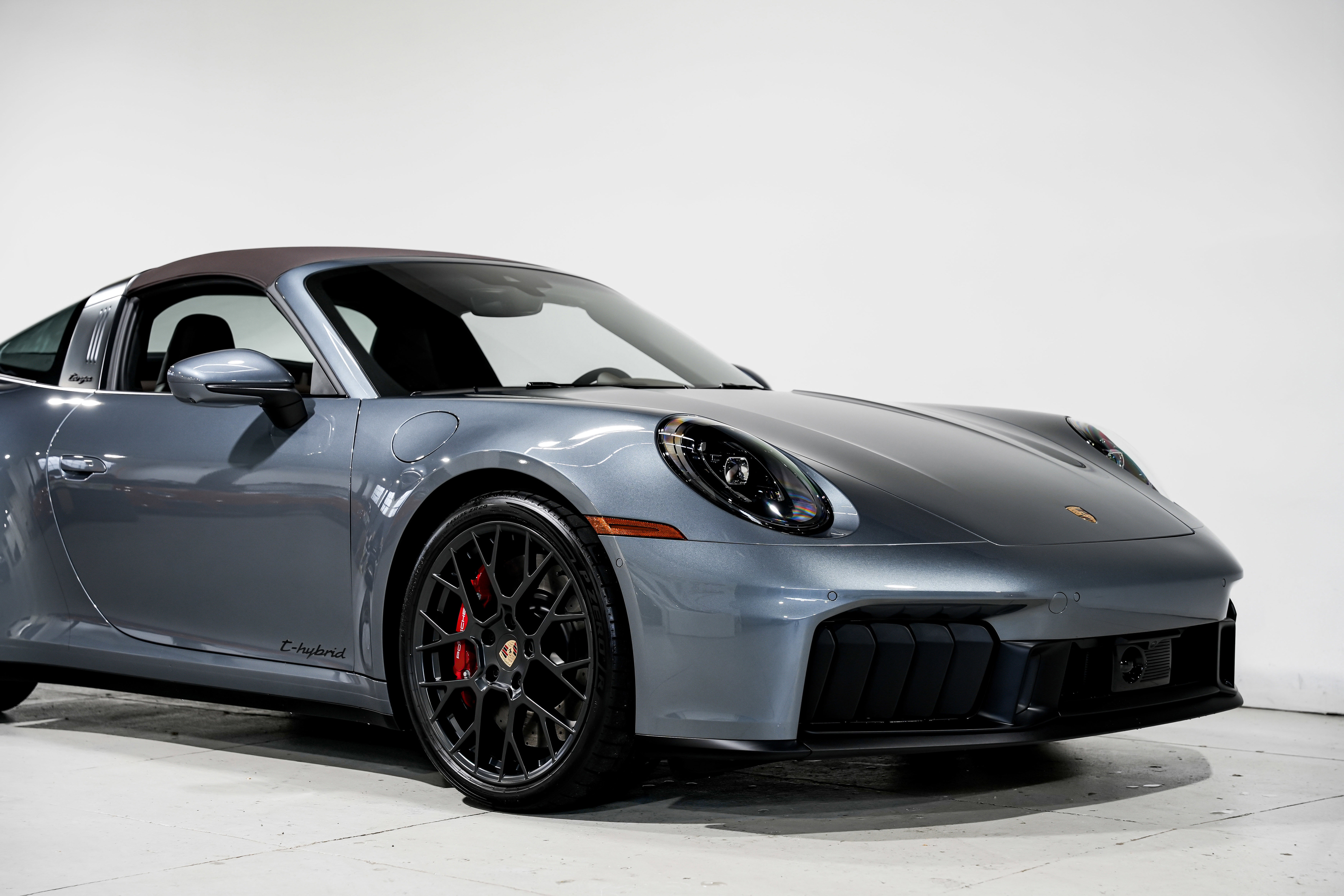 Used 2025 Porsche 911 Targa 4 GTS image 46