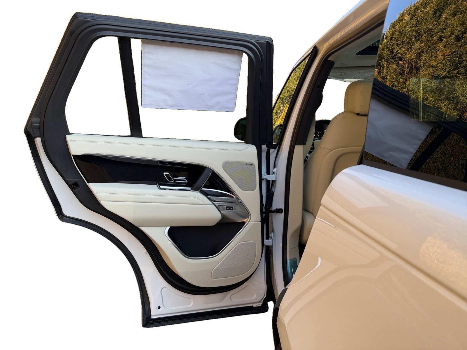 New 2026 Land Rover Range Rover SE AWD/4WD image 17