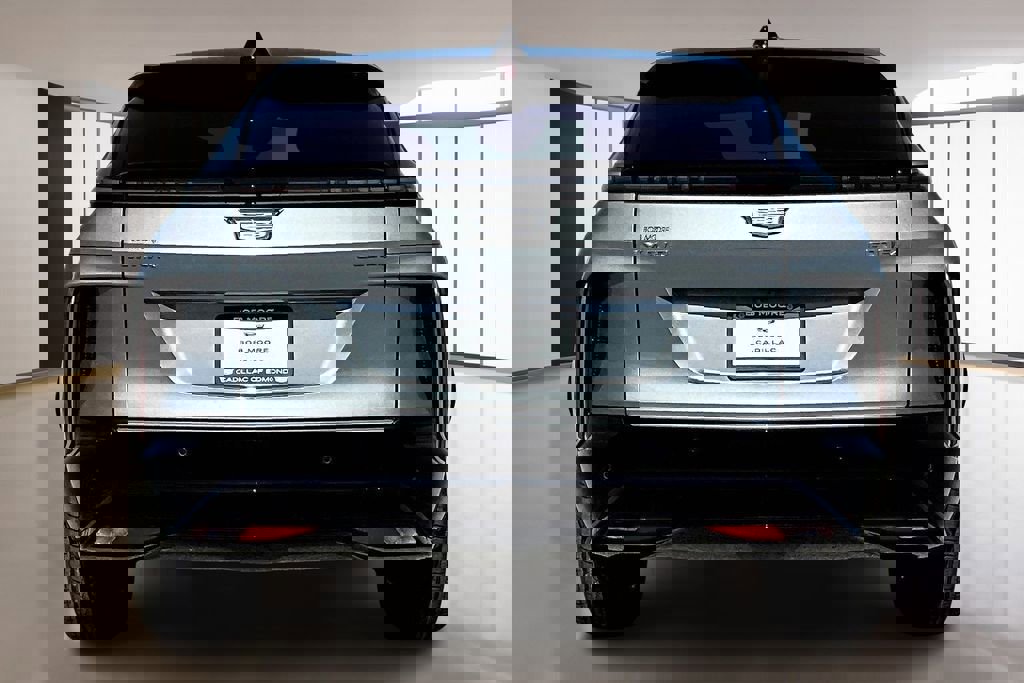 New 2026 Cadillac Lyriq Premium Luxury image 4