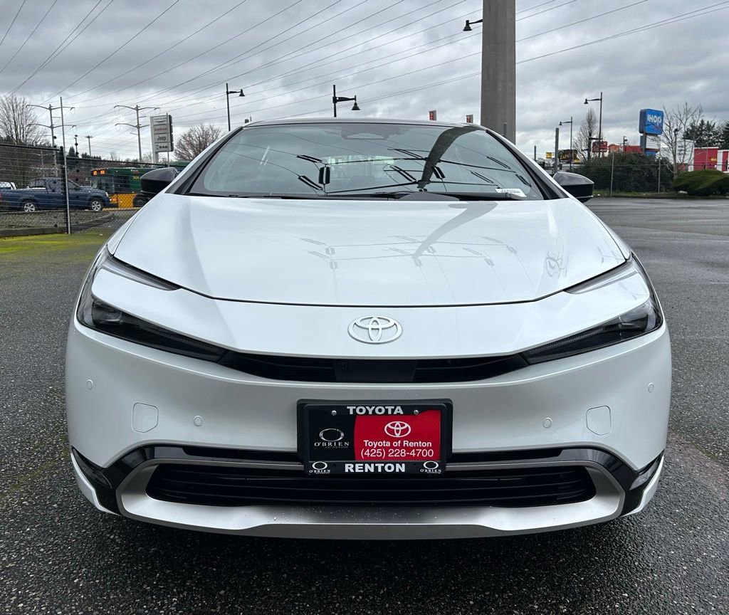 New 2026 Toyota Prius Plug-In Hybrid image 2