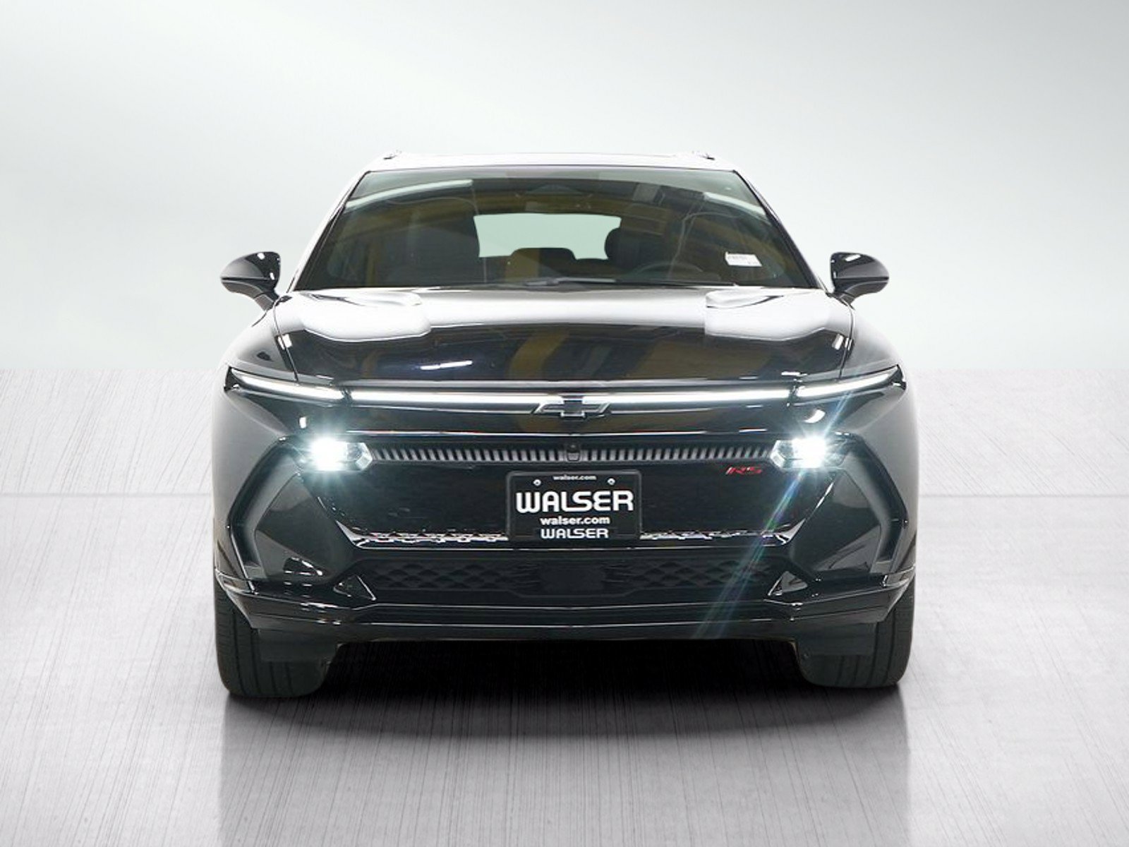 Used 2026 Chevrolet Equinox EV RS AWD/4WD image 8