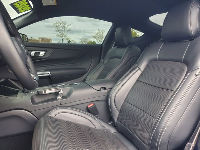 Used 2025 Ford Mustang GT Premium w/ GT Performance Package RWD image 7