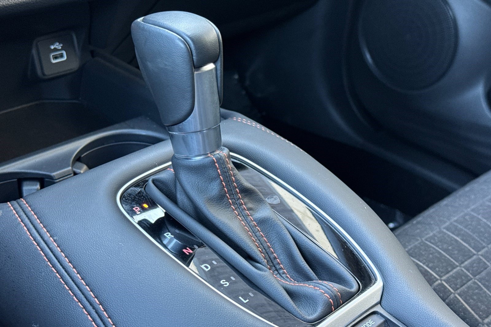 Used 2025 Honda HR-V Sport image 18