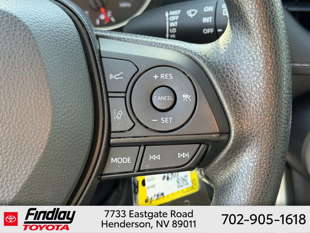 Used 2022 Toyota RAV4 LE w/ Carpet Mat Package (TMS) FWD image 26