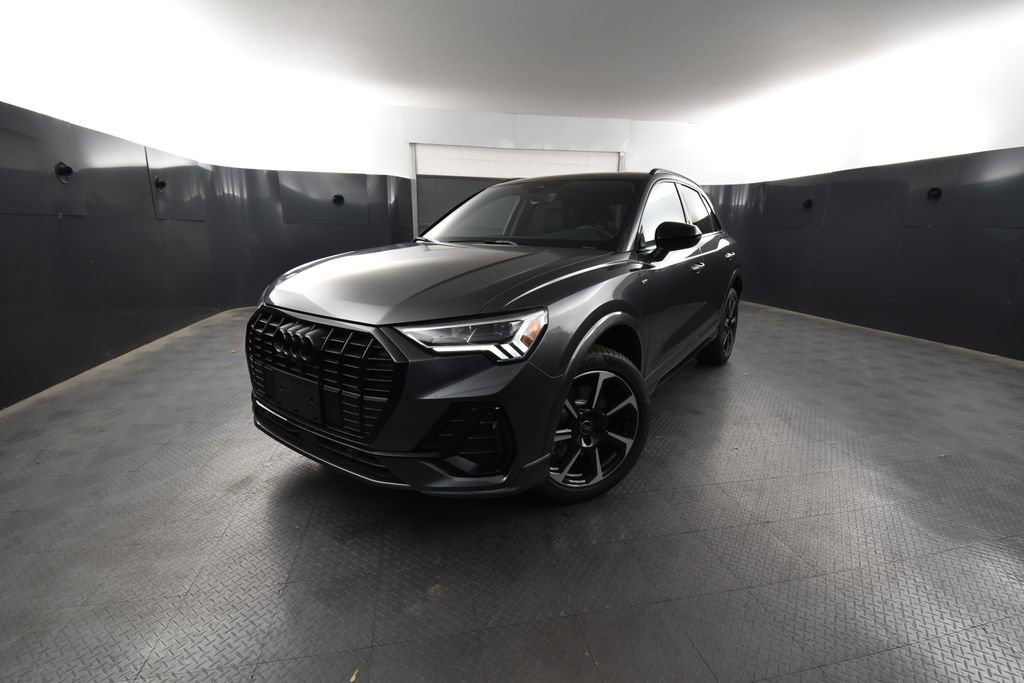 New 2025 Audi Q3 2.0T Premium Plus