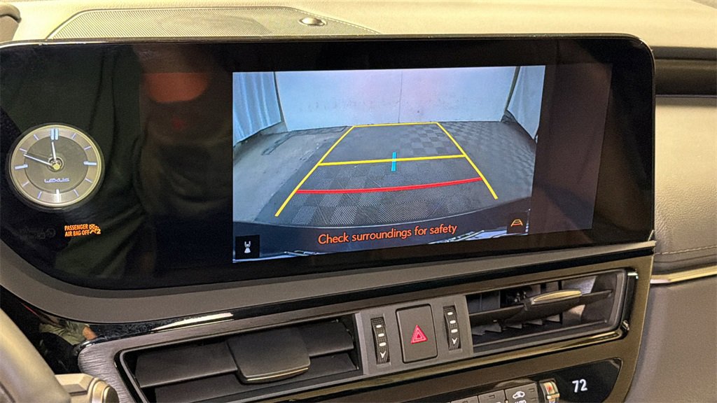 Used 2024 Lexus ES 350 Luxury w/ Technology Package image 27