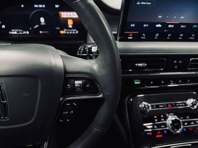 Used 2023 Lincoln Nautilus Reserve w/ Luxury Package image 29