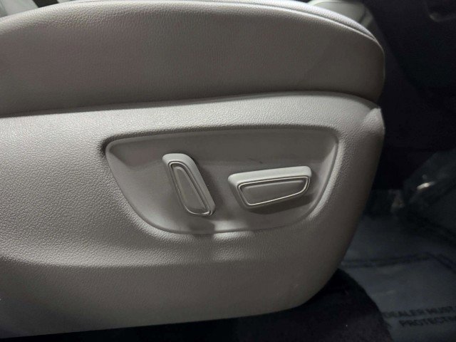 Used 2021 Toyota Highlander XLE image 62