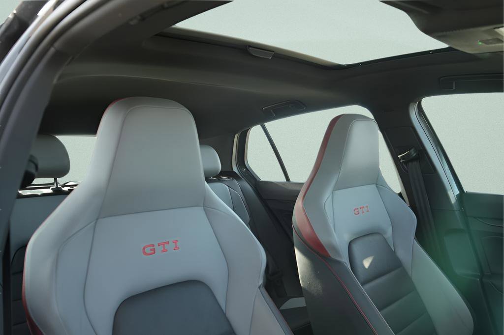 Used 2024 Volkswagen GTI SE w/ SE Leather Seats Package FWD image 14