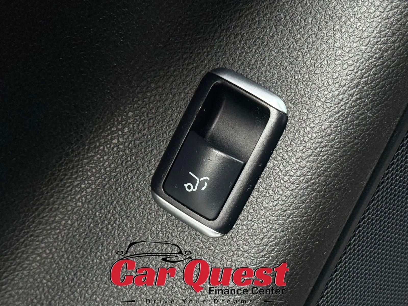 Used 2017 Mercedes-Benz GLS 450 4MATIC image 33