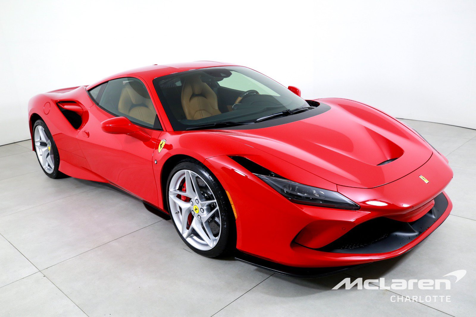 Used 2020 Ferrari F8 Tributo RWD image 3