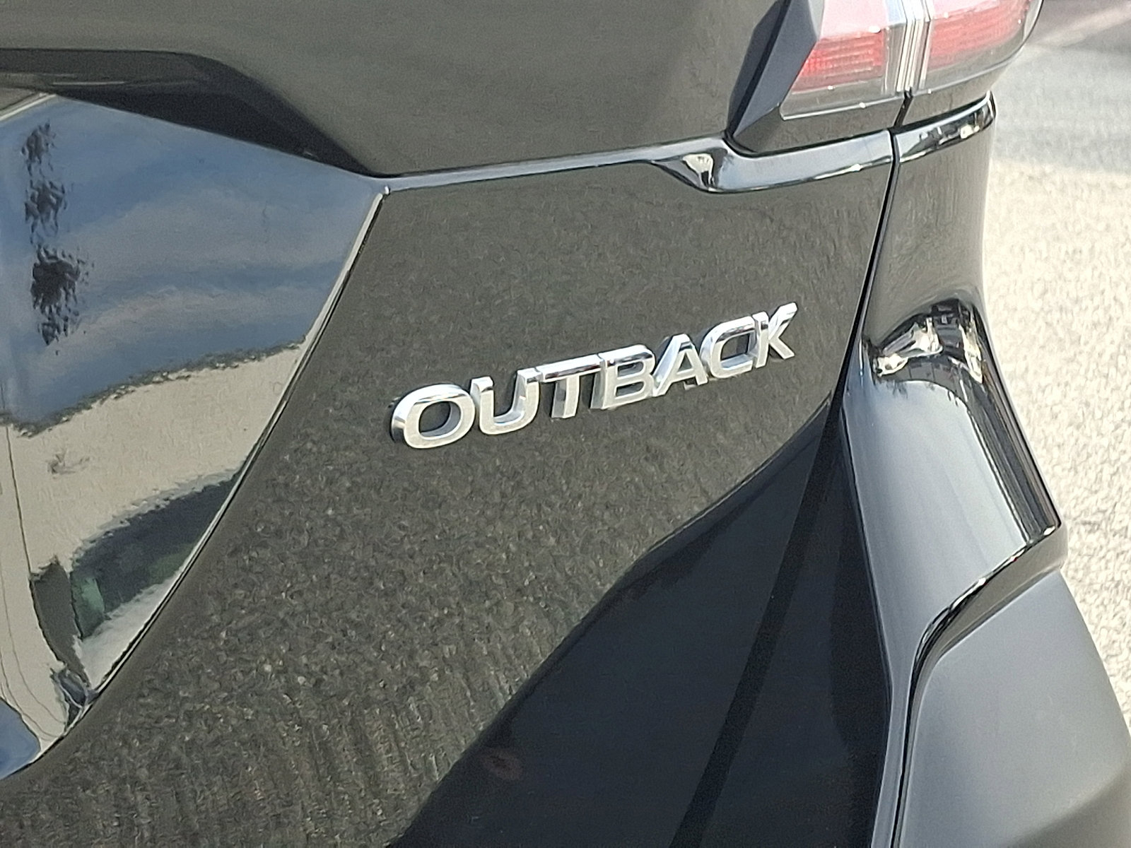 Used 2022 Subaru Outback Limited w/ Popular Package #2 image 32