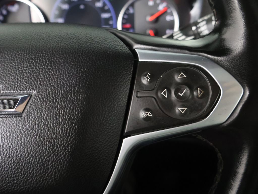 Used 2023 Chevrolet Traverse Premier w/ Redline Edition AWD/4WD image 46