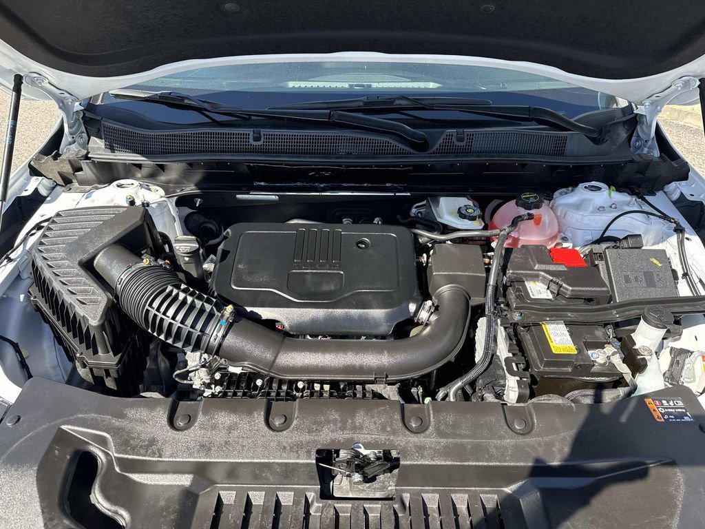 Certified 2025 Chevrolet Blazer LT image 3