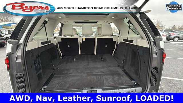 Used 2024 Land Rover Discovery S image 30