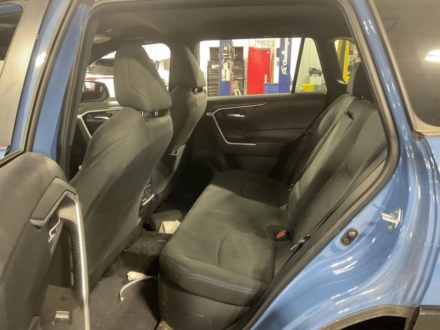 Used 2024 Toyota RAV4 SE image 8