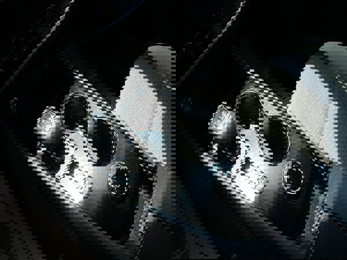 Used 2021 Nissan Rogue S image 19