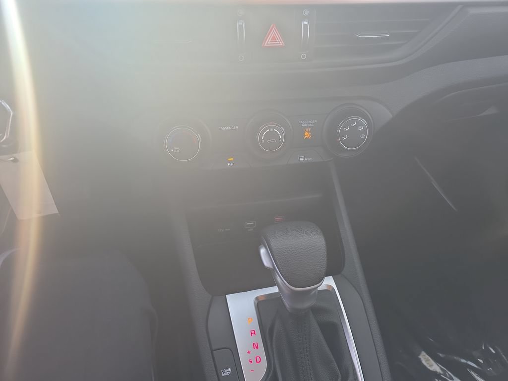 Used 2024 Kia Forte LXS FWD image 17